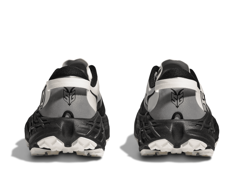 Кросівки Hoka Speedgoat 7 W - чорно/білі