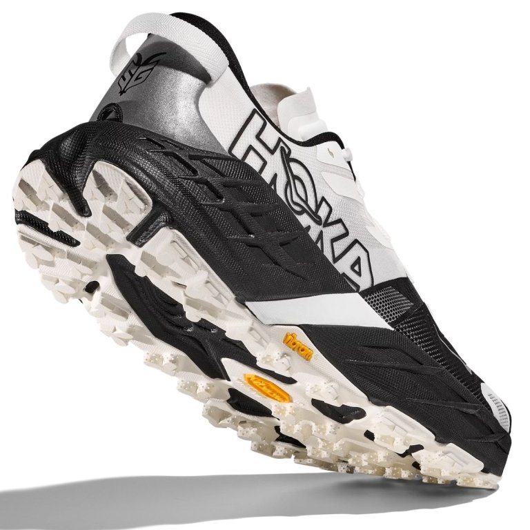 Кросівки Hoka Speedgoat 7 Wide W - чорна/білі