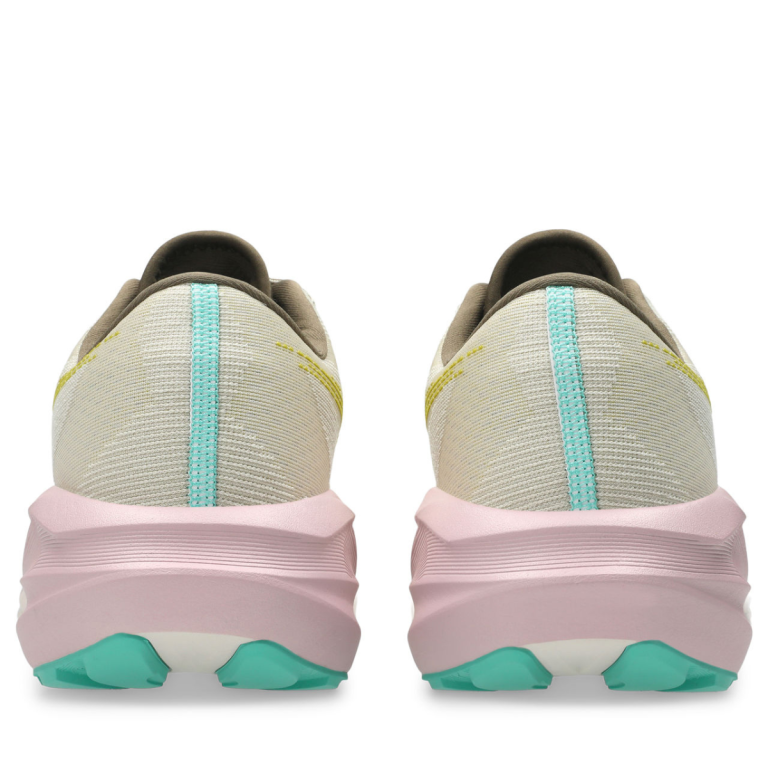 Кросівки Asics Novablast 5 TR W - бежево/жовті