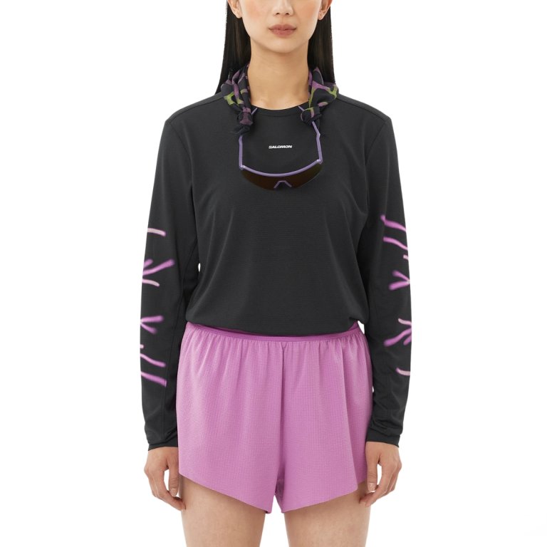 Футболка Salomon ShKout Core Ls Tee Gfx W - чорна