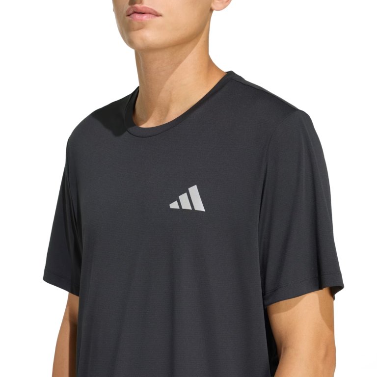 Футболка Adidas Running Essentials Tee M - чорна