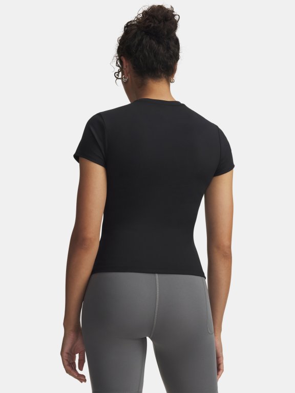 Футболка Under Armour Motion Fitted SS EMEA Wmn black