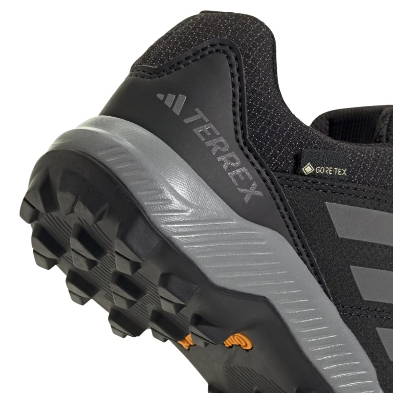 Взуття Adidas Terrex Gtx J - чорно/сіре