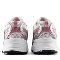 Кросівки New Balance 530 - рожеві