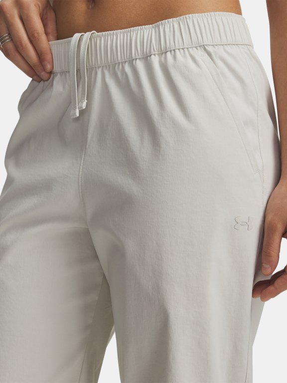Спортивний костюм Under Armour Unstoppable Wvn Jogger Wmn white