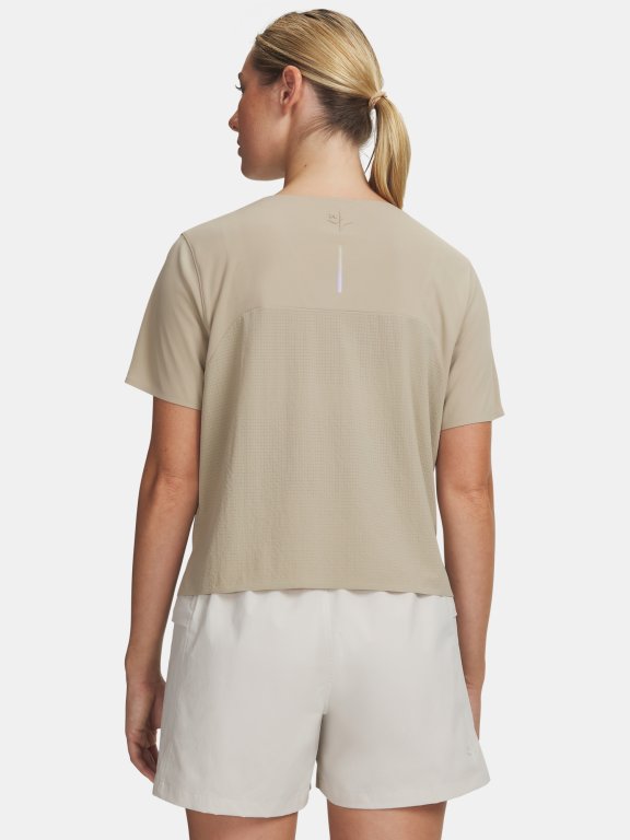 Футболка Under Armour Explore Trail Run ULW SS Wmn Brown