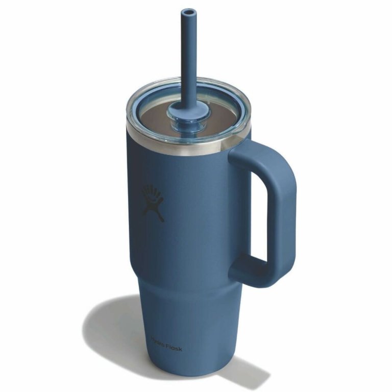 Пляшка Hydro Flask 24 унції (710 мл) з прозорою кришкою для подорожей з тумблером - темно-синя