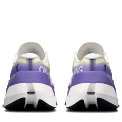 Obuv On Cloudboom Max W - white/purple