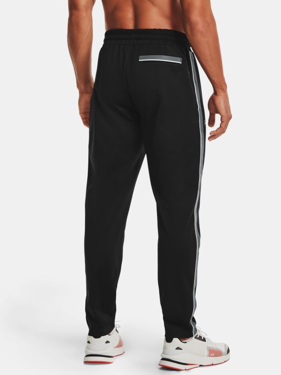 Tepláky Under Armour Recover Knit Track Pant Man Black