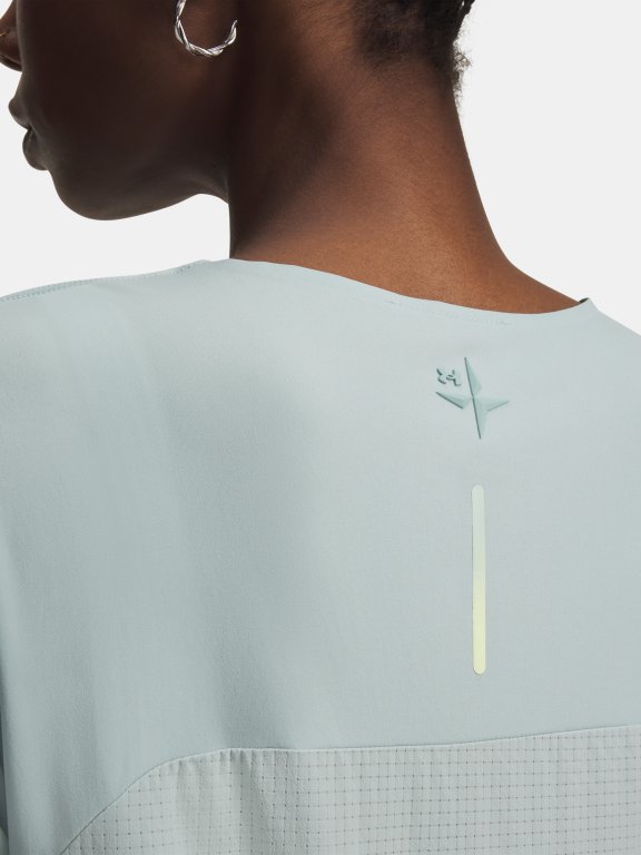 Футболка Under Armour Explore Trail Run ULW SS Wmn Blue