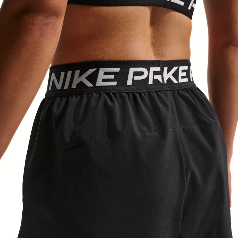 Šortky Nike Pro 2v1 W - čierna/biela