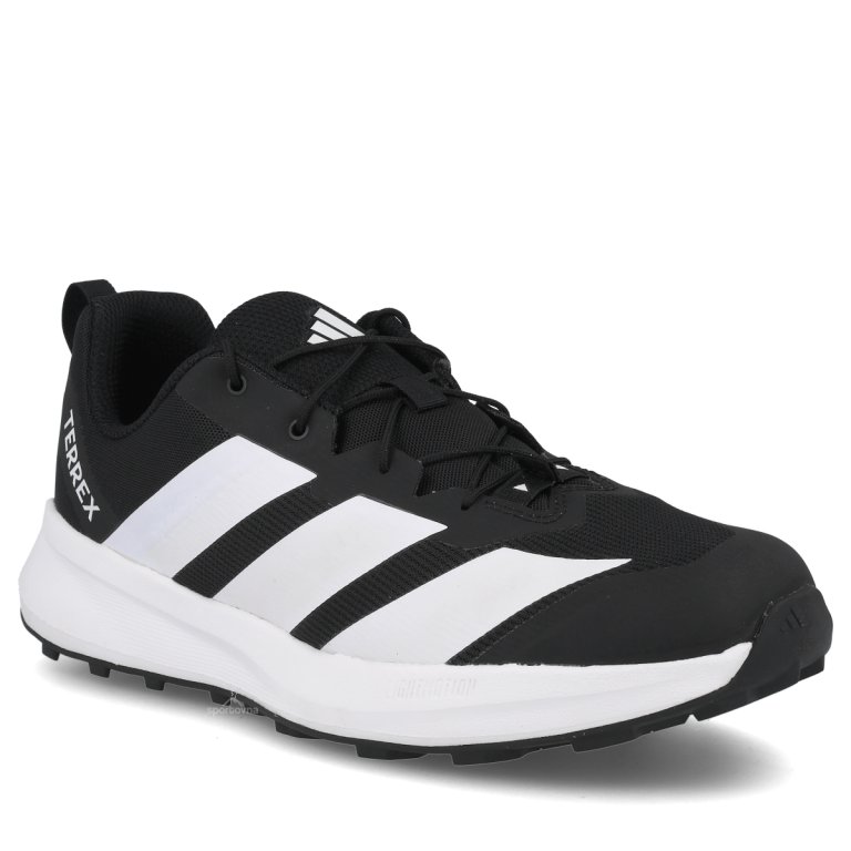 Кросівки Adidas Terrex Agravic J - чорно/білі