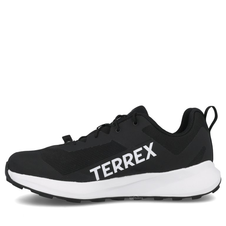 Кросівки Adidas Terrex Agravic J - чорно/білі