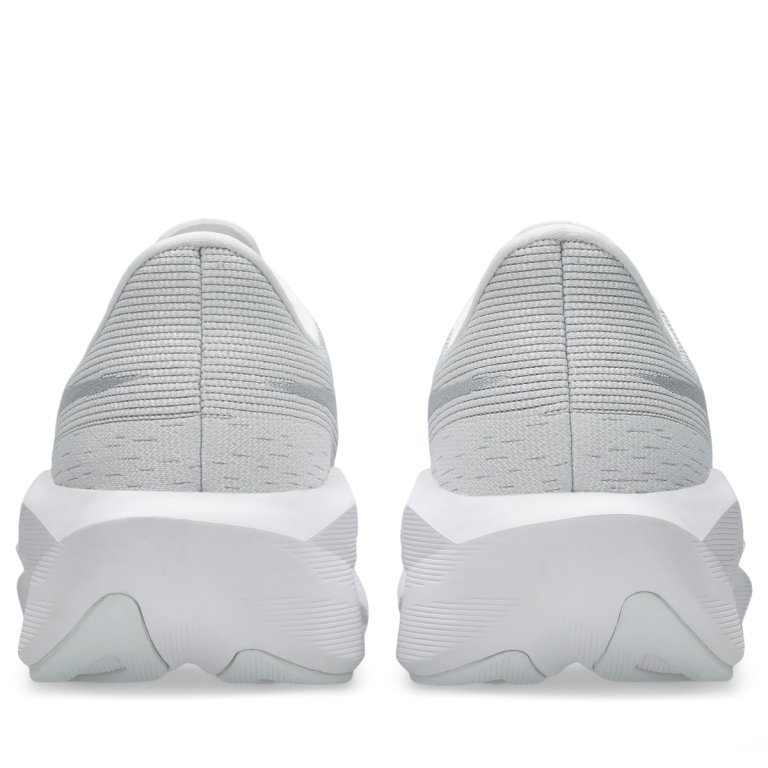 Obuv Asics Novablast 6 W - bílá