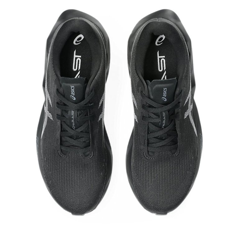 Obuv Asics Novablast 6 M - černá