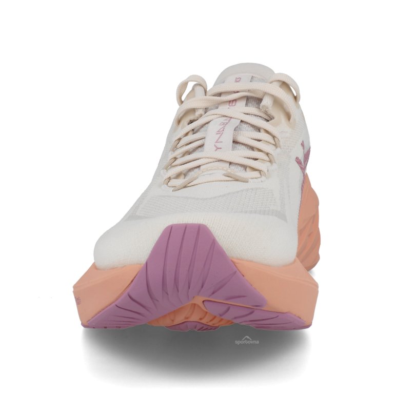 Кросівки Asics Dynablast 6 W — бежеві