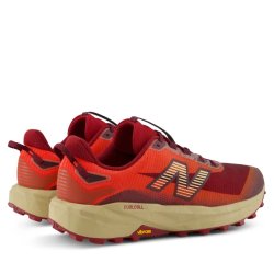 Obuv New Balance FuelCell Rebel Trail M - červená/oranžová