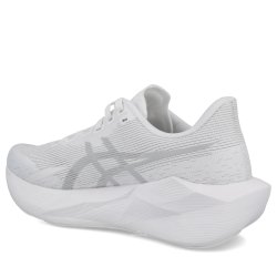 Кросівки Asics Novablast 6 W — білі