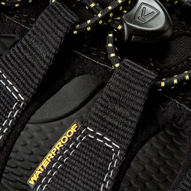 Взуття чоловіче Keen Newport H2 M - чорне