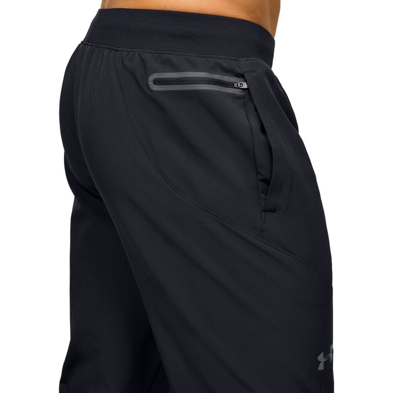 Штани чоловічі завужені Under Armour Unstoppable Tapered - чорні