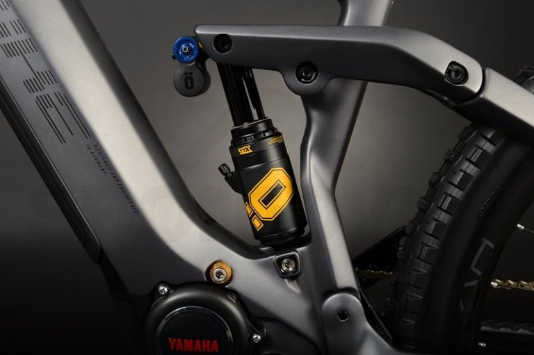 Testovací elektrokolo Haibike AllMtn SE 29"/27,5" 600Wh - šedá/černá/žlutá