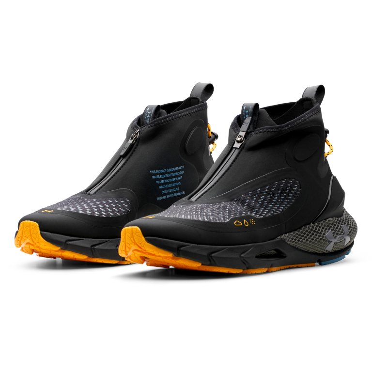 Pánské běžecké boty Under Armour HOVR Phantom 2 Storm M - černá