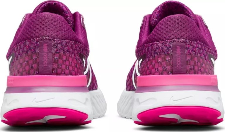 Взуття Nike React Infinity Run Flyknit 3 W - фіолетовий