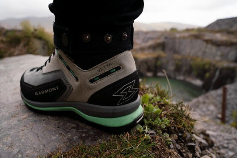 Взуття Garmont Vetta Tech GTX W - сірий/зелений/чорний